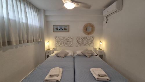 Ideal familias en urbanización de lujo a 600m de la playa Levante con Wifi, AC y Parking