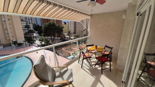 Ideal familias en urbanización de lujo a 600m de la playa Levante con Wifi, AC y Parking