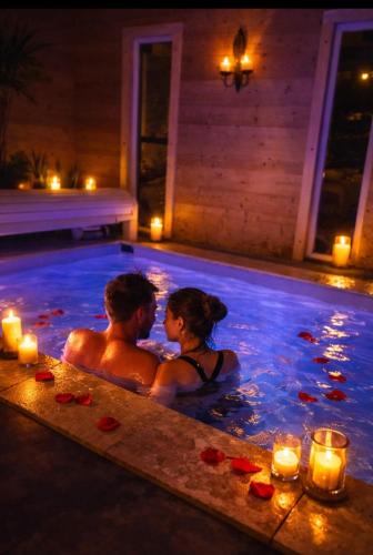 L'Exclusif, Superbe Cocon Love Nature du Haut-Jura , pour 2 personnes, Piscine Intérieure Privée & Chauffée, 24h24 , avec Draps et Peignoirs inclus - Proche randonnées, Cascades et Lacs