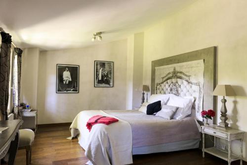 Domaine de Rhodes - 5 Chambres et 7 locations de vacances photo 63