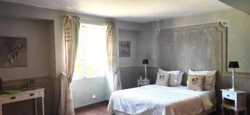 Domaine de Rhodes - 5 Chambres et 7 locations de vacances photo 19