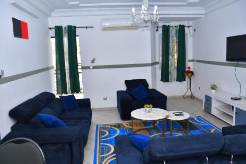 Prestige Business HOUSE