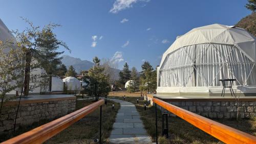 Highland Glamping Luxury Dome tent