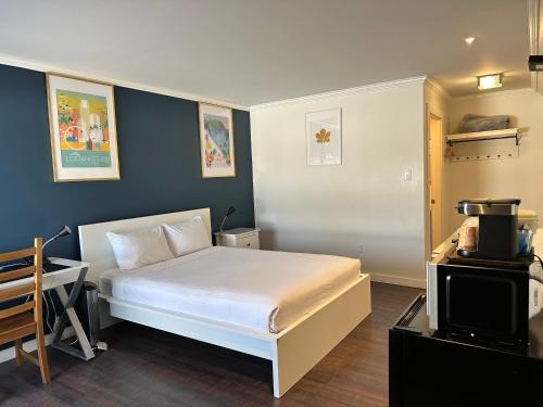 Cloud 9 Inn