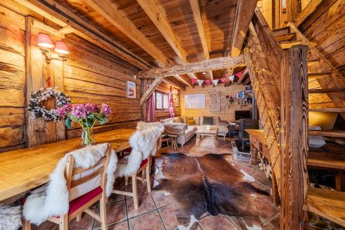 Charming Chalet beside Lac Montriond & Ardent Ski Lift, Morzine