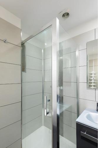 Arc de Triomphe - Prestigious 3BR - Terrace