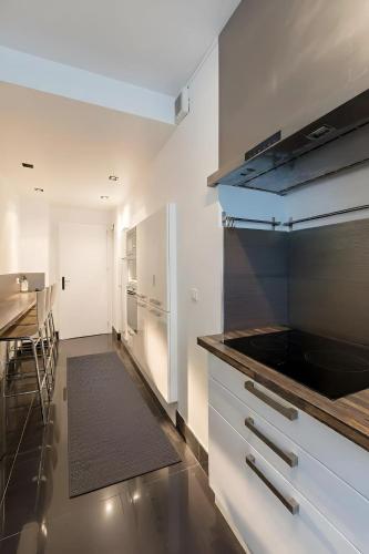 Arc de Triomphe - Prestigious 3BR - Terrace
