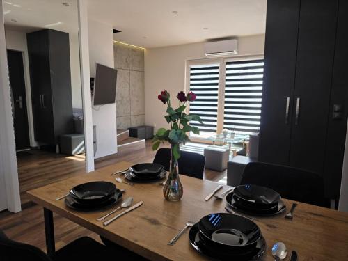 Luxury Apartments Bernardyńska Domek 1 , 2