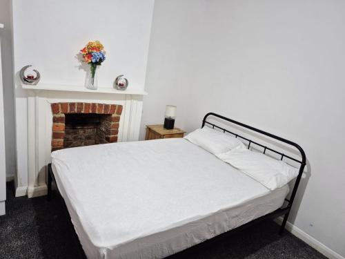 Gallery image of Private Room, closer to train station in Aldershot