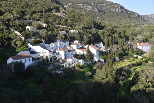 Setubal Courtyard Houses - PAINTERS HOUSE