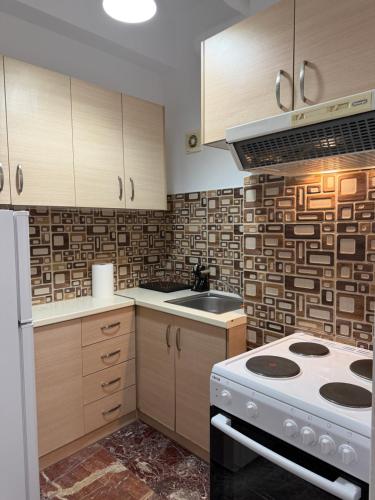 Hidden Gem of Plaka Quiet 2BD Apartment near Syntagma