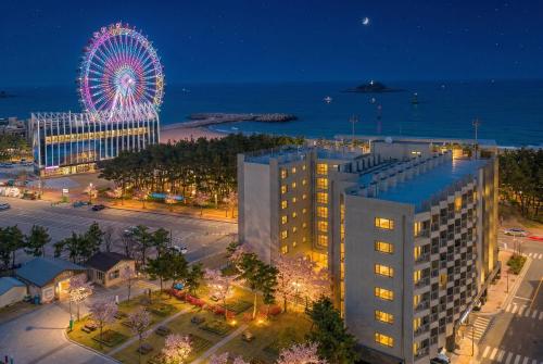 Sokcho Chonpines Beach Hotel