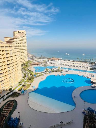 Pyramids porto Sokhna Families only