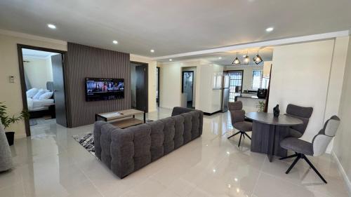 Apartment 44D