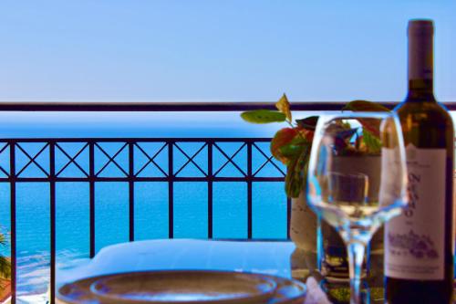 PNOẼ Luxury Apartments