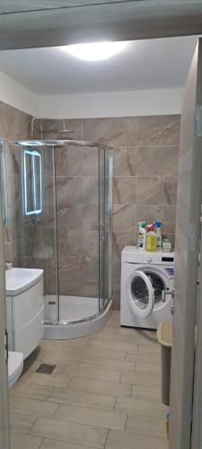 Bany a Alezzi Seaside