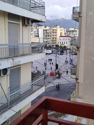 Parastaseis One Bedrooom Flat Georges Square