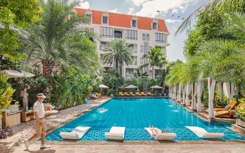 Palace Gate Hotel & Resort by EHM