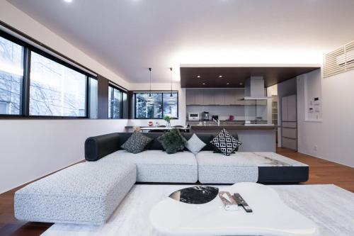 Nishiazabu House 西麻布顶级三层电梯别墅-MT0476