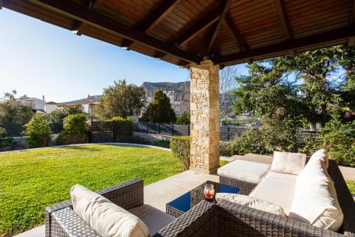 Villa Amorata - Schinias Private Garden Retreat