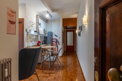 GuestHost - Cozy Apartment Re di Roma Metro Area