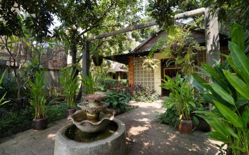 Home Indochine d'Angkor Hotel — Garden view