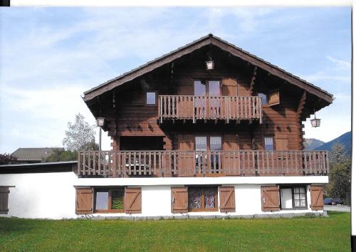 Chalet La Cabrette avec Jardin
