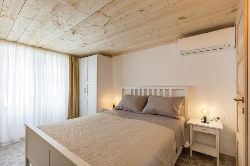 Wood Studio One
