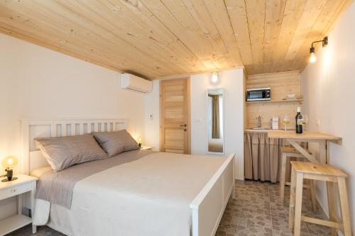 Wood Studio One