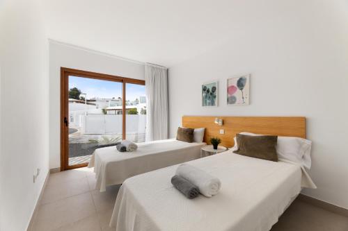 Villa Los Altos Anisa 13A by Escape Home