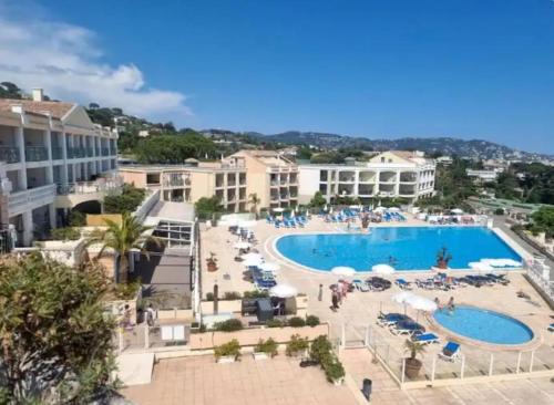 Résidence piscine vue mer parking 4 personnes