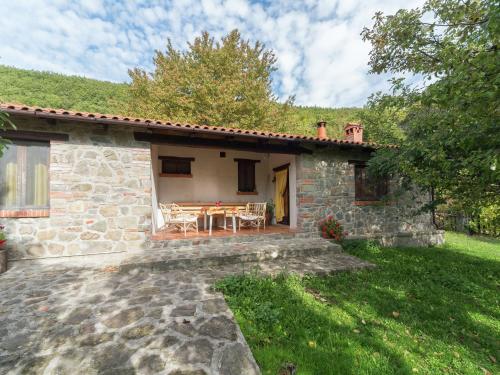 Gallery image of Peaceful chalet with private pool in San Marcello Pistoiese