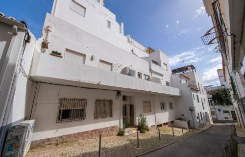 B64 - Casa da Flor Apartment in Lagos
