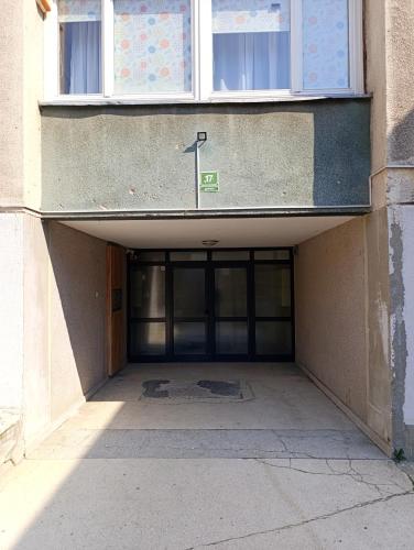 Foto LuxApart Cobanija City Centar free garage parking 6