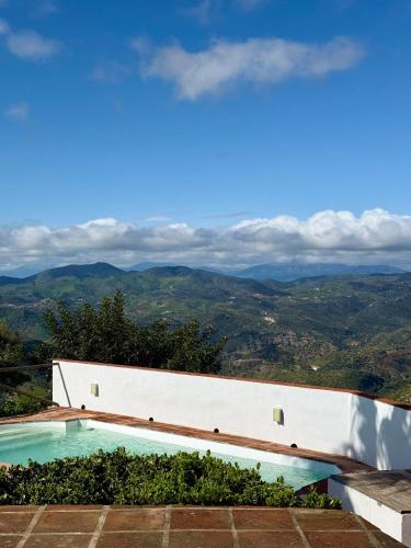 El Cielo, Cortijo en el corazón de las montañas