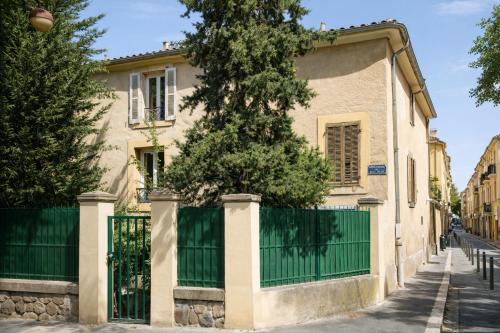 Studio Aix Centre idéal séjour pro & tourisme