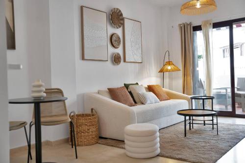 Elegance and luxury with a pool in Miraflores Golf - CASA GOLF RIVIERA PARK 3 2 E