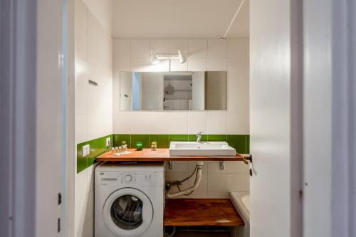 Esiodo Cozy Studio by InnStay