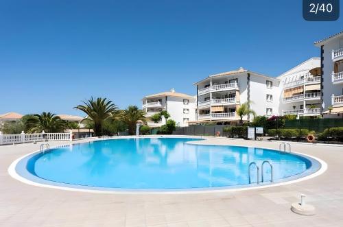 Apto Vistahermosa 3 Bed and Pool