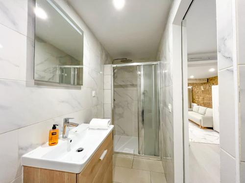UrbanFlat 223 - Bel Appartement pour 4 Montorgueil