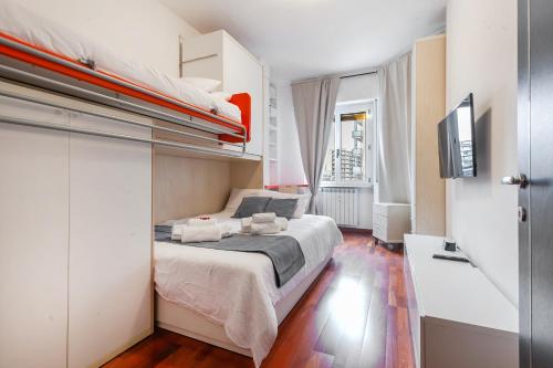 New Milan Apartment Near Central Station 3 Bedroom