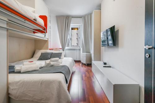 New Milan Apartment Near Central Station 3 Bedroom