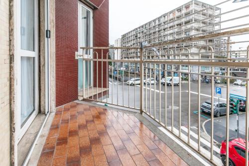New Milan Apartment Near Central Station 3 Bedroom