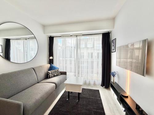 Charming studette with balcony Paris La Défense