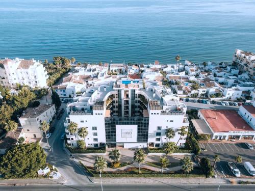 Luxury Duplex Infinity Pool - EHHouse photo 45