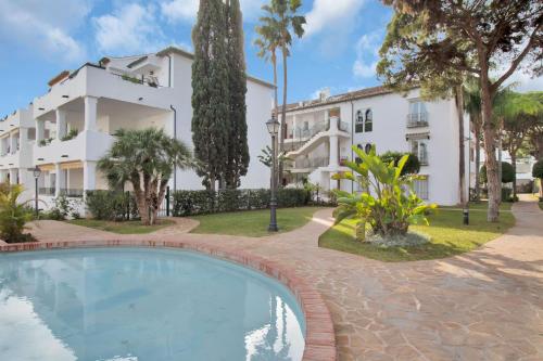 Apartamento en complejo con piscina climatizada - EL PRESIDENTE 234