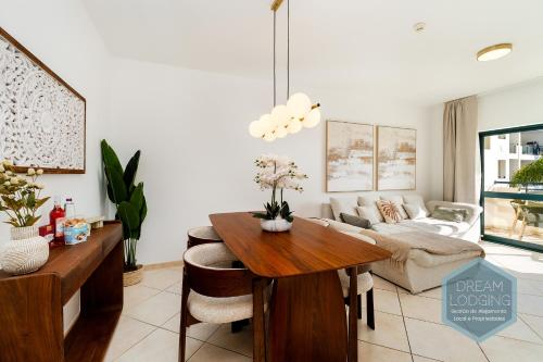 Colina Collection - Dream Lodging