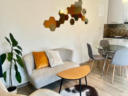 Area tempat duduk di Eden House