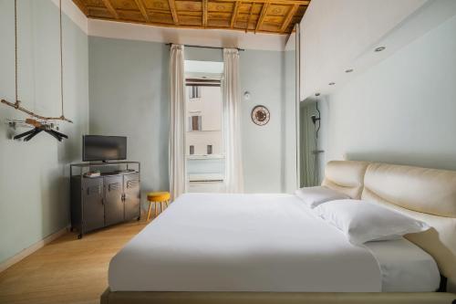 Campo dei Fiori Studio Apartment by RomeLoft