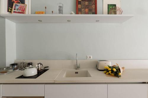 Campo dei Fiori Studio Apartment by RomeLoft